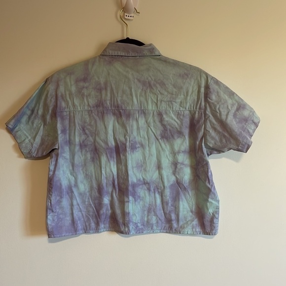 Oversized Tie Dye Boxy Top Skate Empyre XS Button Front Short Sleeve Waist Blue - Picture 5 of 11